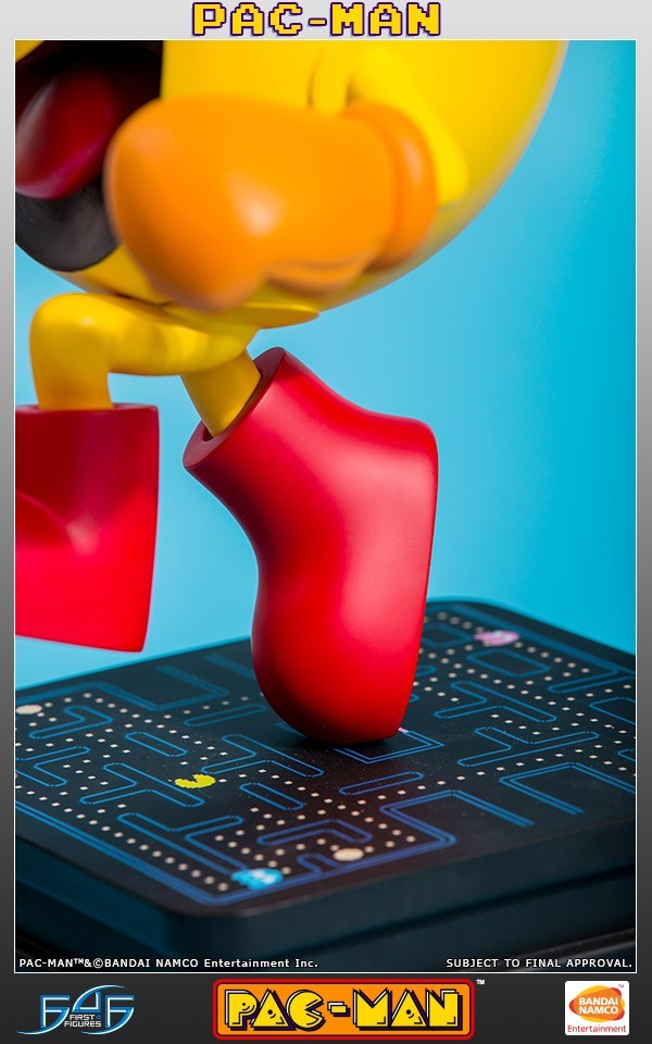 Pac-Man - 17" Statue image