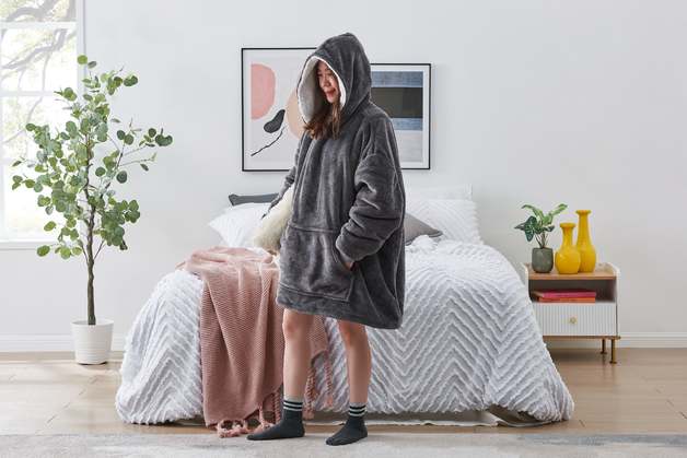Ovela: Reversible Cuddle Hoodie Blanket - Charcoal/White | at Mighty Ape NZ