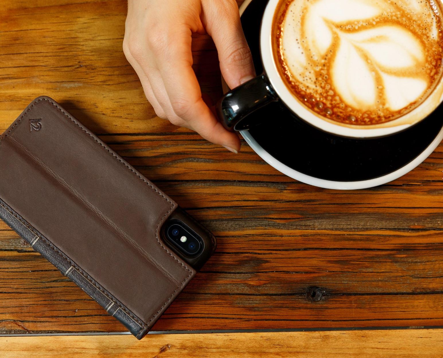 TWELVE SOUTH BookBook for iPhone X/XS (Brown) image