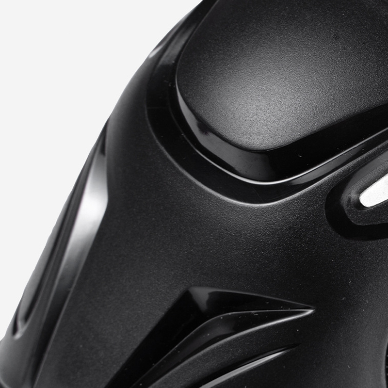 Buy Elbow & Knee Pads at Mighty Ape NZ