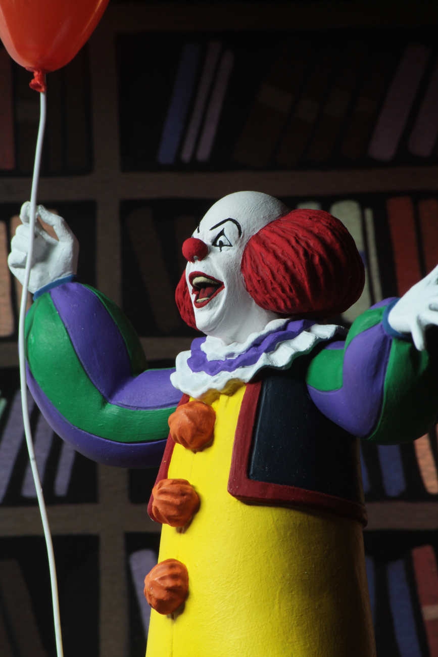 Toony Terrors: Pennywise (IT 1990) – 6" Action Figure