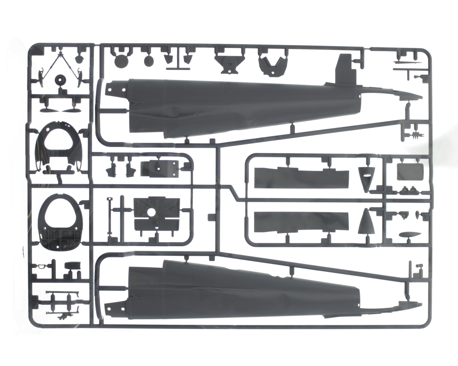 Tamiya De Havilland Mosquito FB Mk VI 1/32 Model Kit image