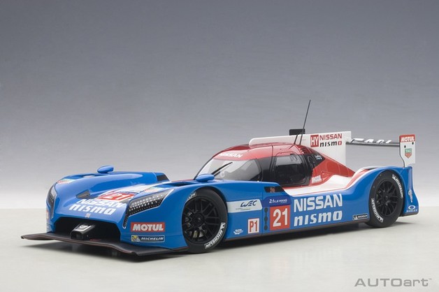 Autoart: 1/18 Nissan GT-R LM Nismo Lemans (2015 Matsuda/Shulzhitskiy/Ordonez #21) - Diecast Model