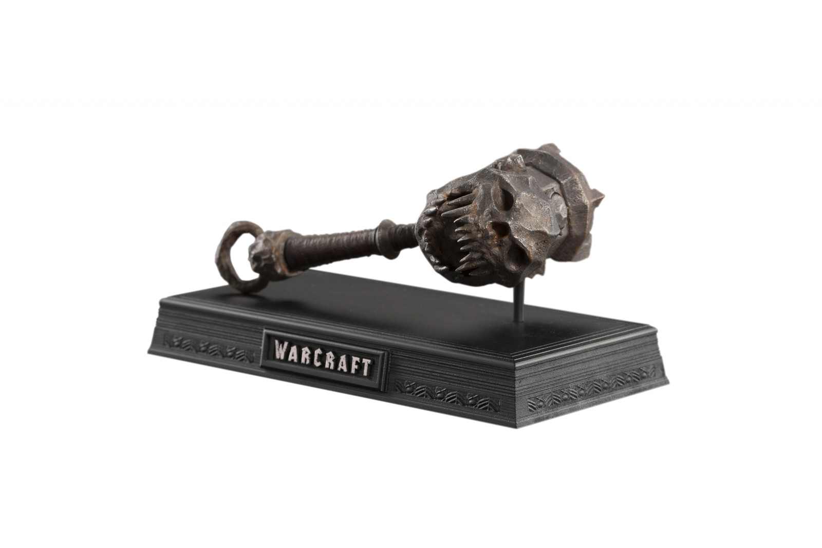 Warcraft Movie - 1:6 Skullbreaker of Blackhand Scale Replica