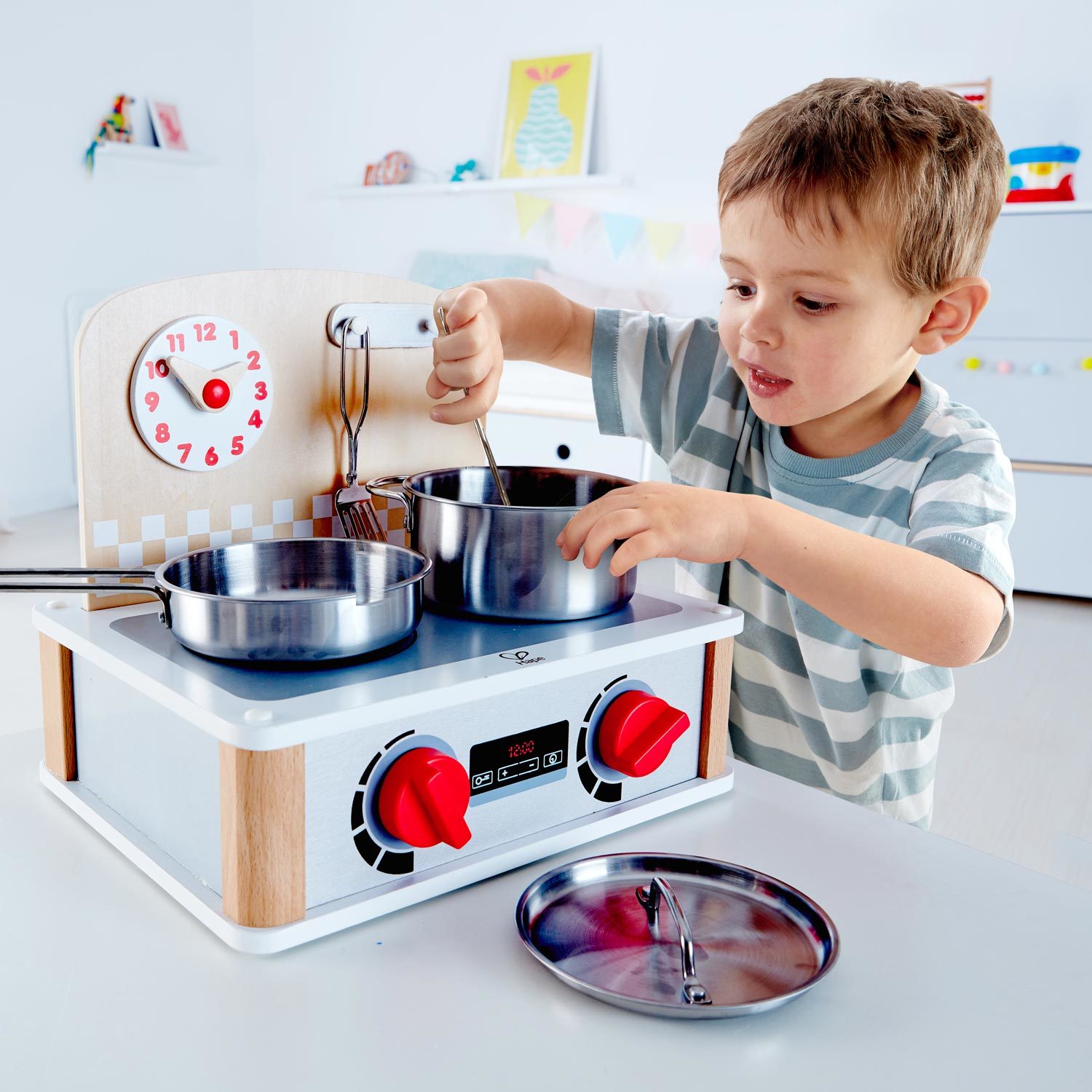 Hape: 2-In-1 Kitchen & Grill Set