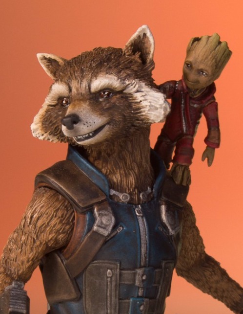 Guardians of the Galaxy Vol.2 - 1/8 Rocket & Groot Collector's Gallery Statue