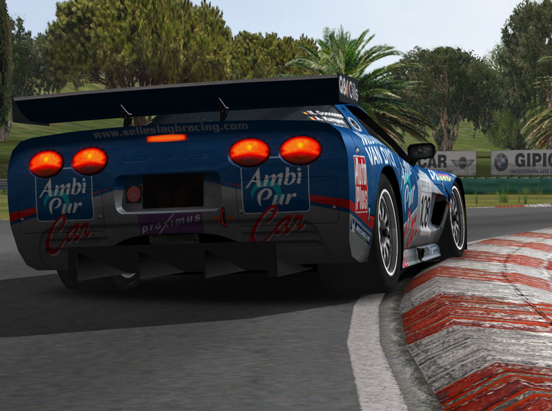 GTR 2: FIA GT Racing Game on PC