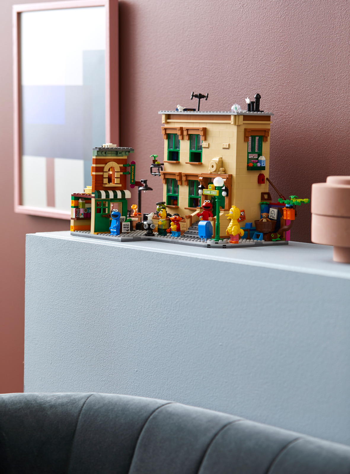LEGO Ideas: 123 Sesame Street (21324) image