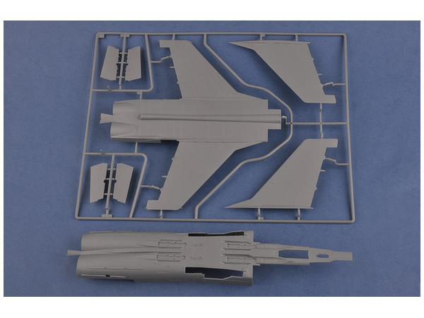 Hobby Boss: 1/48 Russian MiG-31B/BM Foxhound - Model Kit