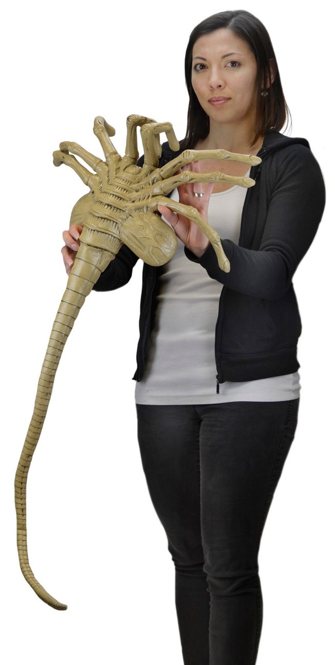 Aliens - Facehugger Life-Size Foam Replica image