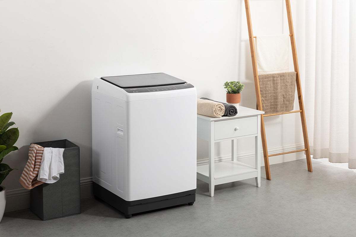 Buy Kogan 8kg Top Load Washing Machine White at Mighty Ape NZ