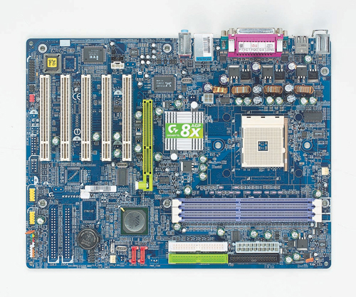 Gigabyte Motherboard Socket 754 GA-K8VT800