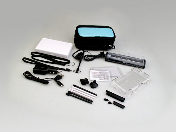 Futuretronics DS Lite Platinum Pack - 32 in 1 for Nintendo DS image