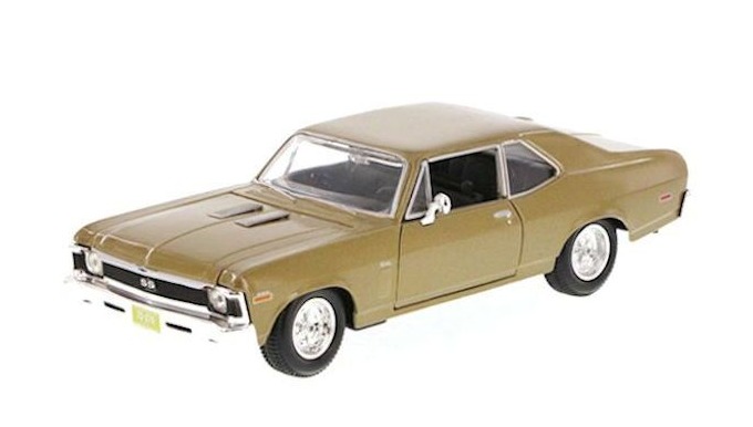 Maisto Special Edition: 1:24 Die-cast Vehicle - Chevrolet Nova SS (1970) image