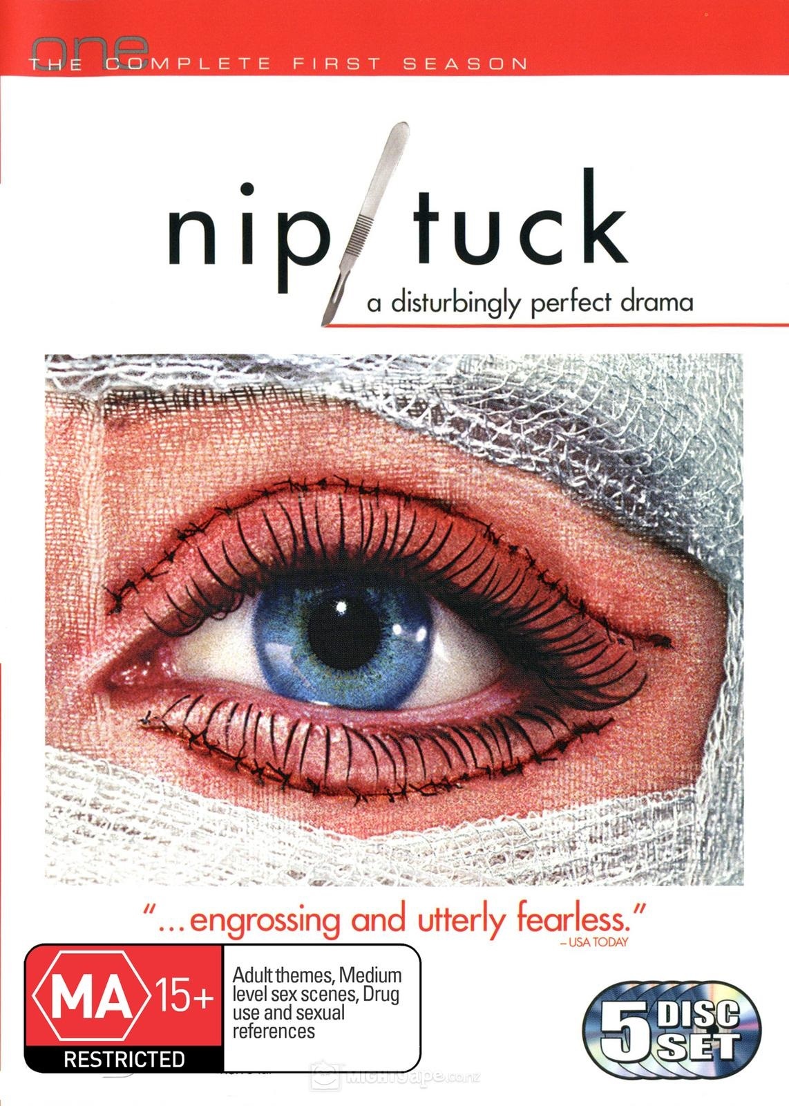 Nip/Tuck - The Complete 1st Season (5 Disc Box Set) on DVD image