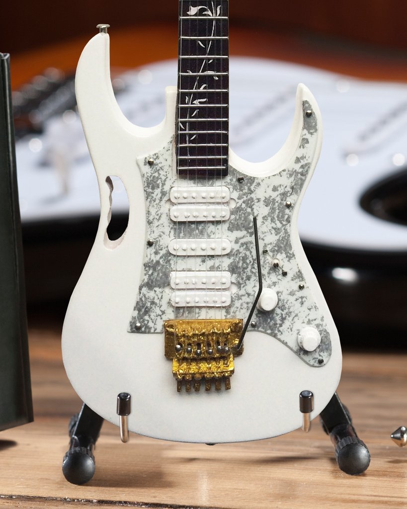 Axe Heaven: Miniature Replica - Steve Vai Guitar (White JEM)