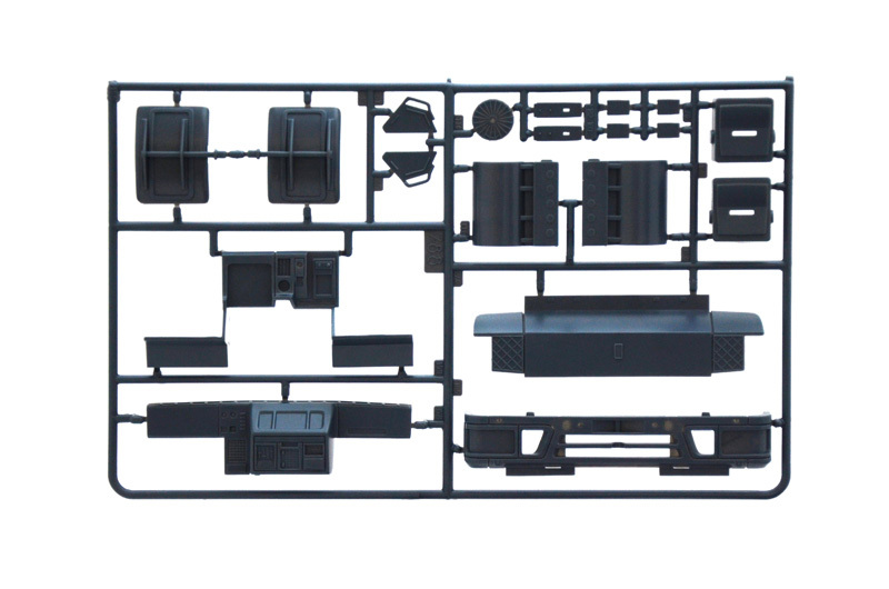 Italeri 1:24 DAF 95 Canvas Truck Model Kit image