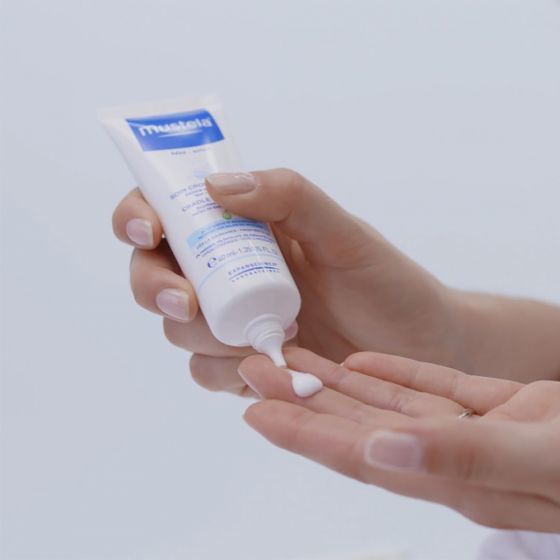 Buy Mustela Cradle Cap Cream at Mighty Ape Australia