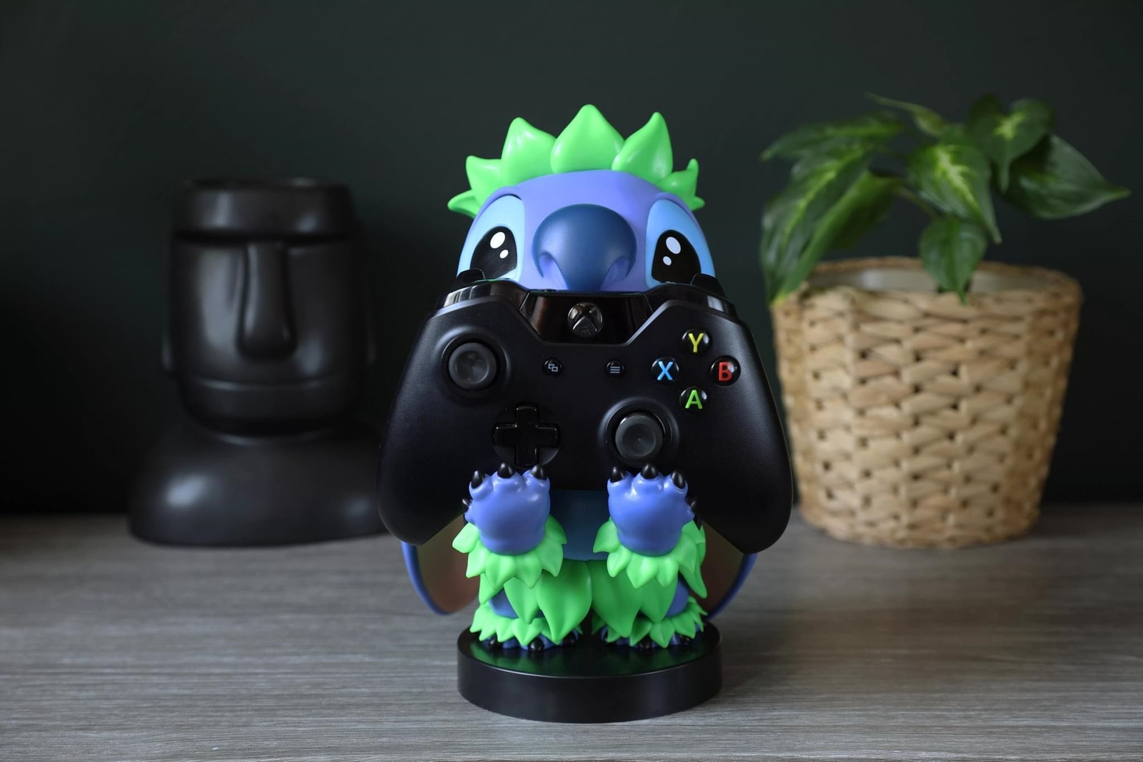 Cable Guy Controller Holder Hula Stitch PS5, PS4, Xbox Series X