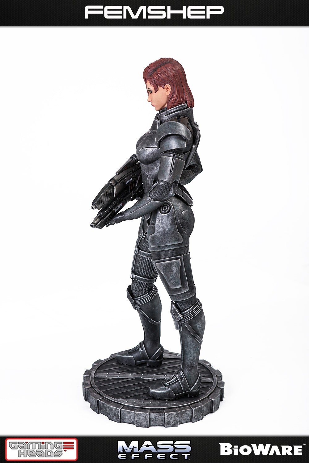 Mass Effect: Femshep - 20" Collectors Statue image
