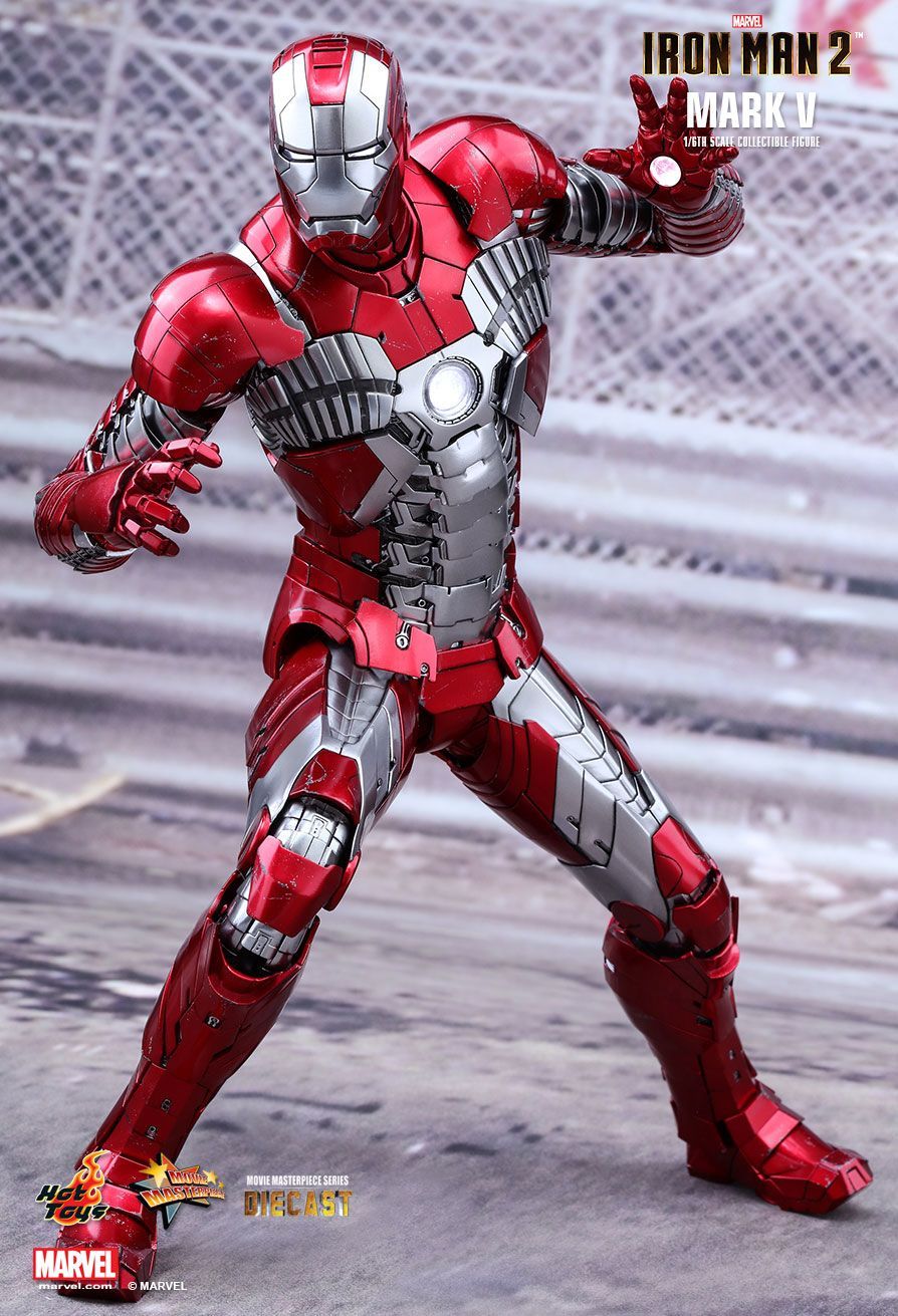 Iron Man Mark V - 1:6 Scale Diecast Figure image