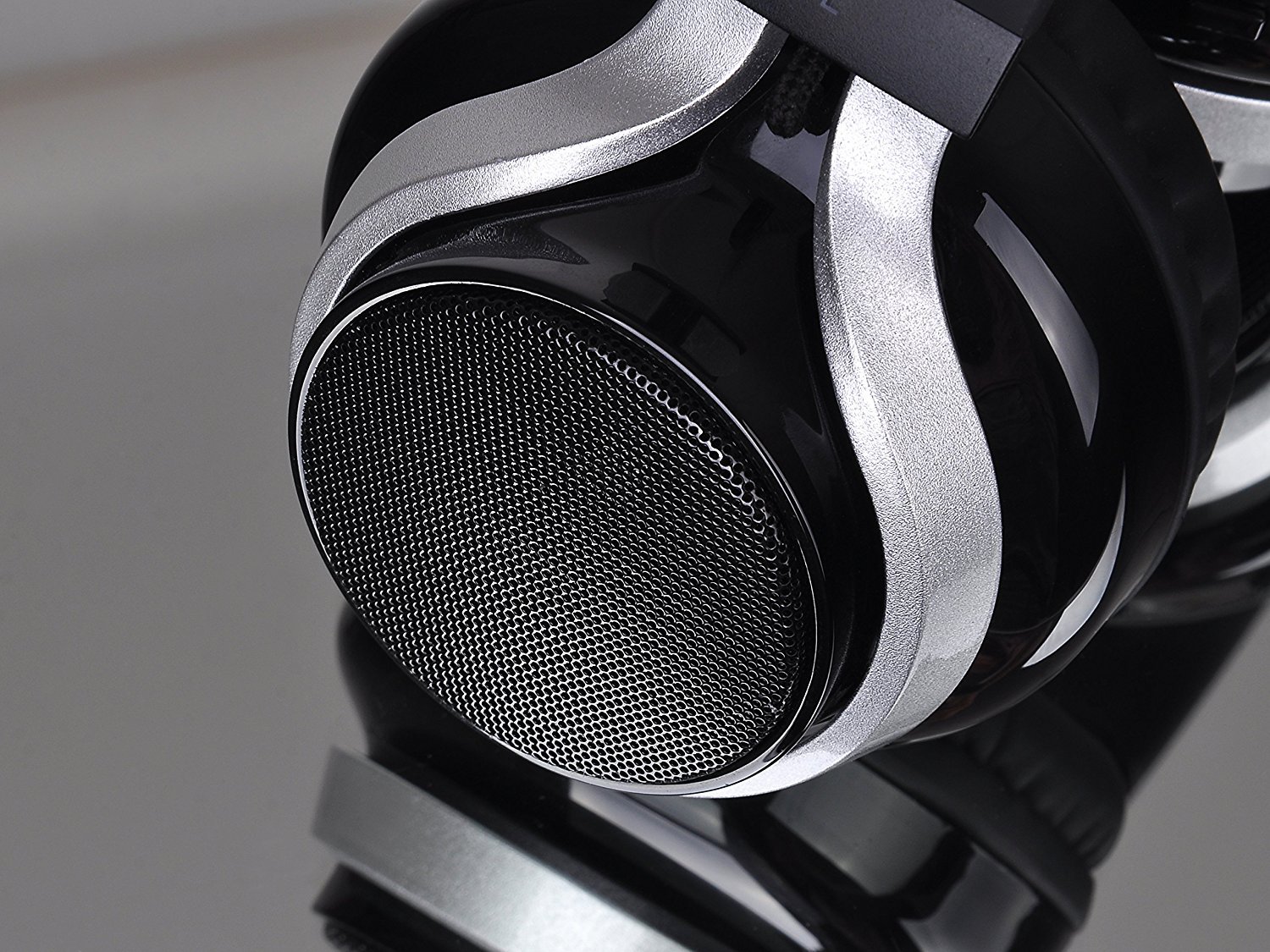 LUXA2 by Thermaltake Lavi S Over-Ear Wireless Headphones image