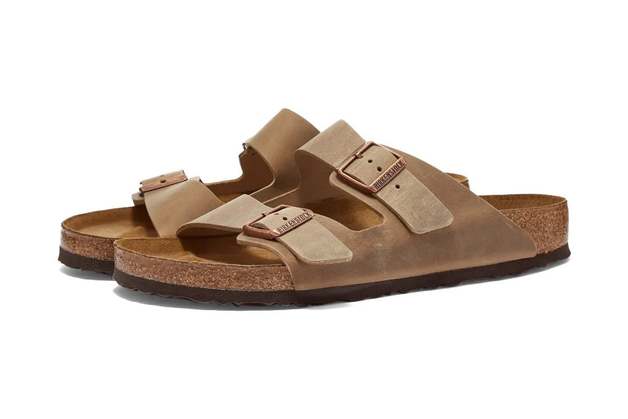 Birkenstock: Arizona Oiled Leather Regular Fit Sandal - Size 36 EU |  Women's | at Mighty Ape NZ