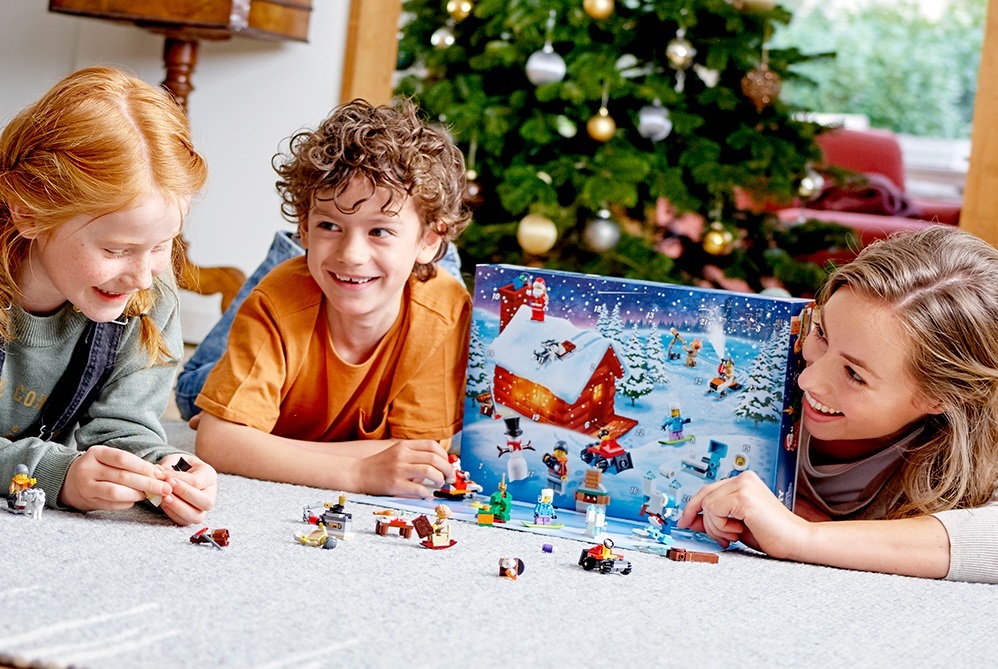 LEGO City - 2019 Advent Calendar (60235) image