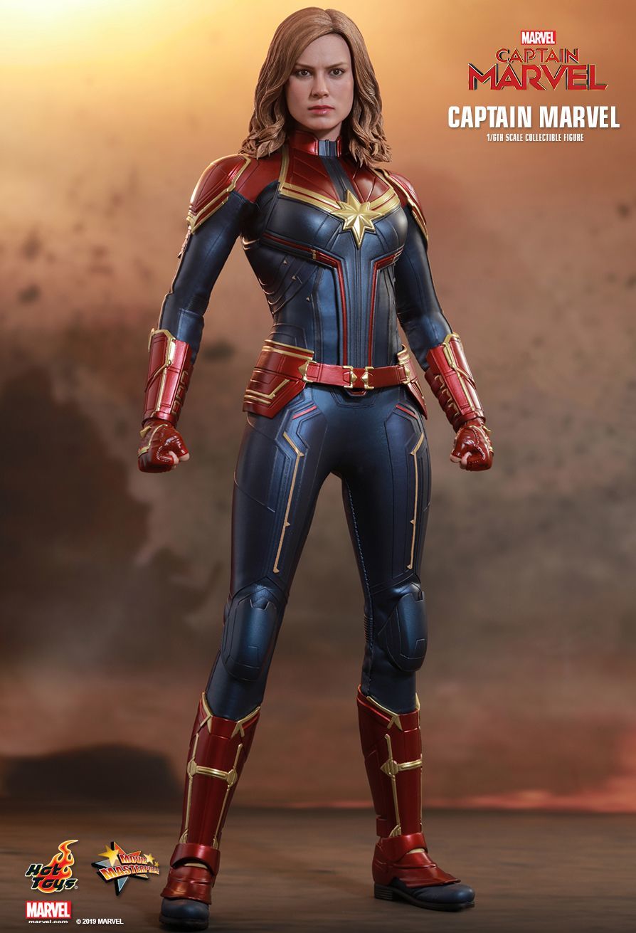 Captain Marvel - 12" Articulated Figure image