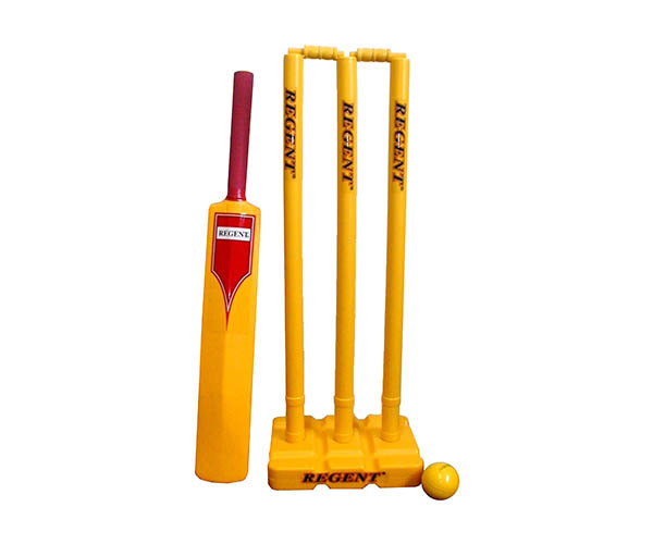 Buy Plastic Cricket Set Size 6 at Mighty Ape NZ
