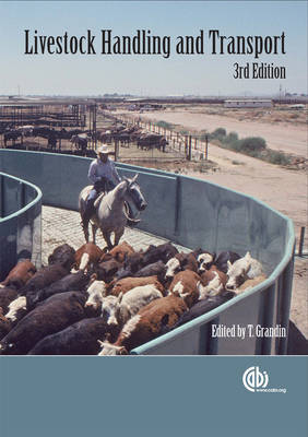 Livestock Handling and Transp on Hardback by Temple Grandin