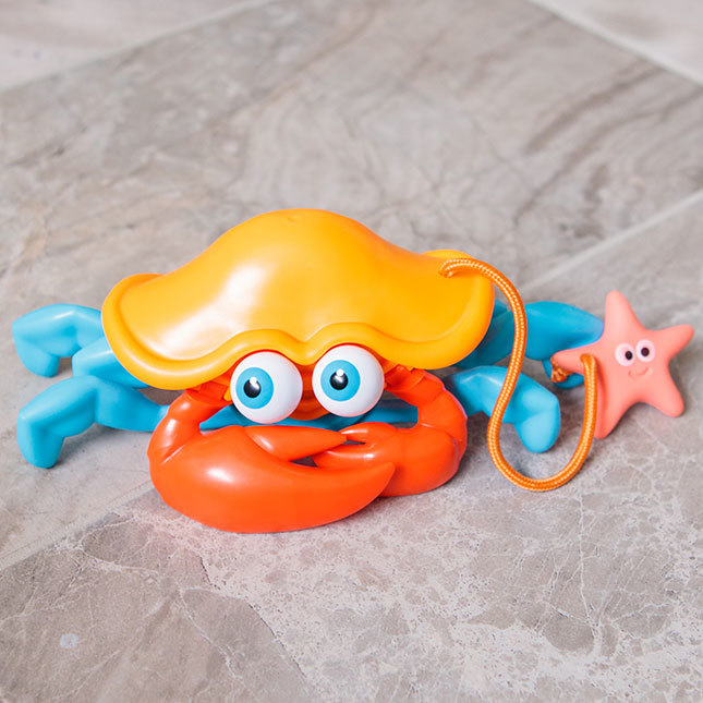Fat Brain Toys: Crabby the Crab - Pull Toy image