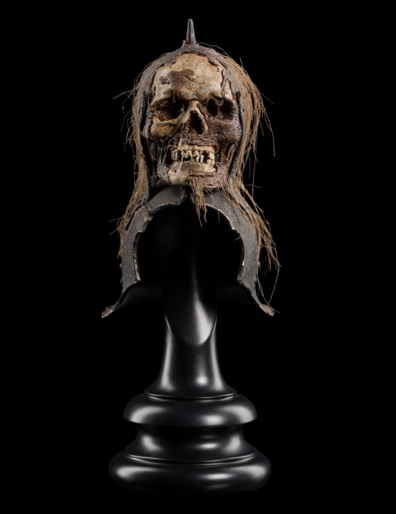 Lord of the Rings: Skull Trophy Helm of the Orc Lieutenant - by Weta image