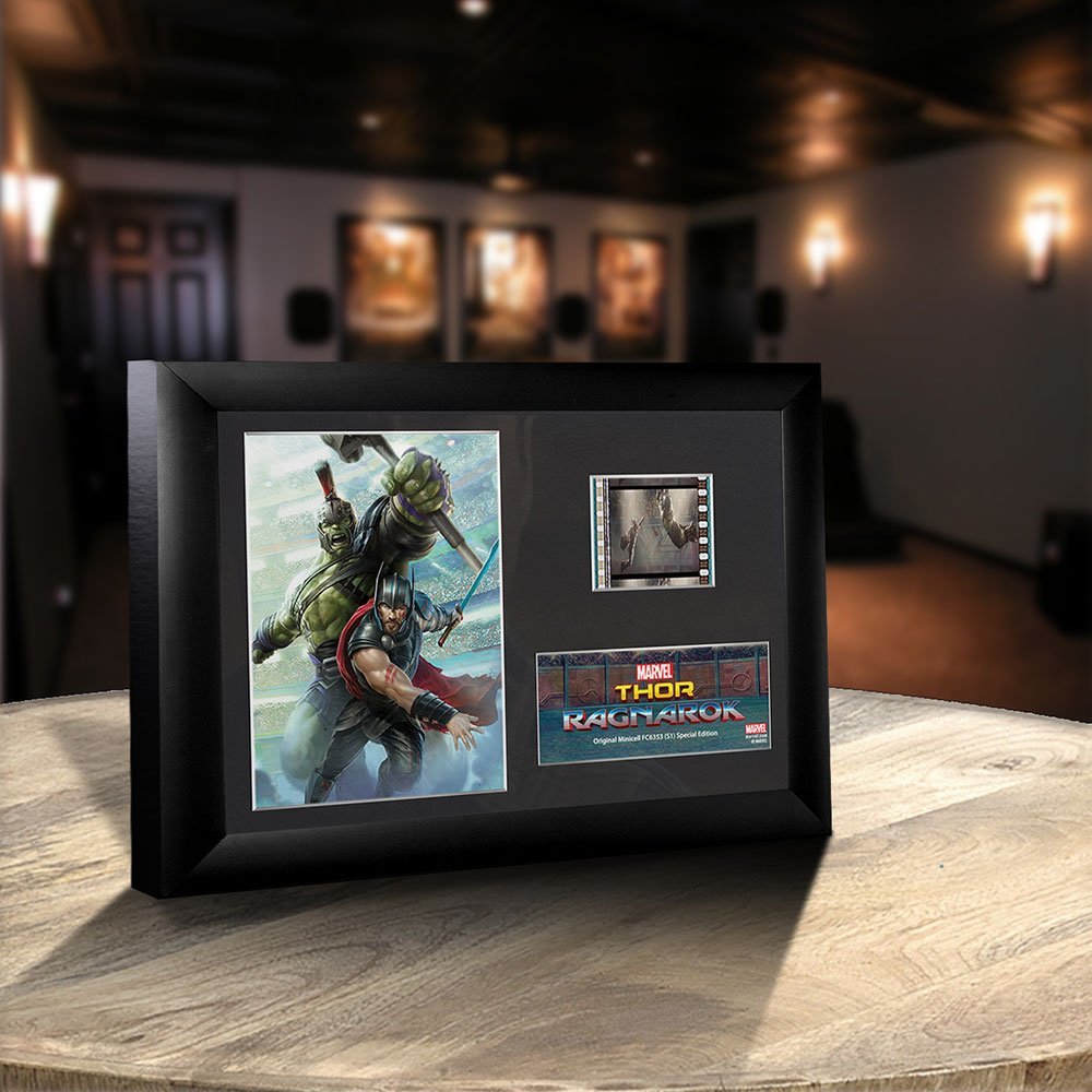 FilmCells: Mini-Cell Frame - Thor Ragnarok (Hulk & Thor) image