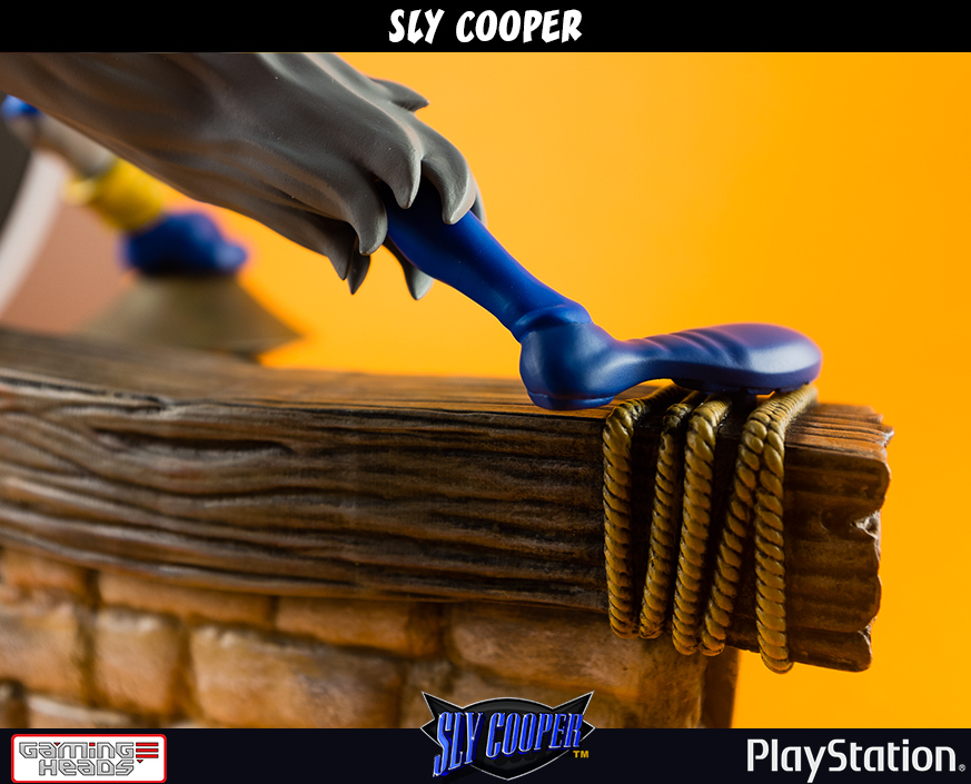 Sly Cooper 12" Statue image