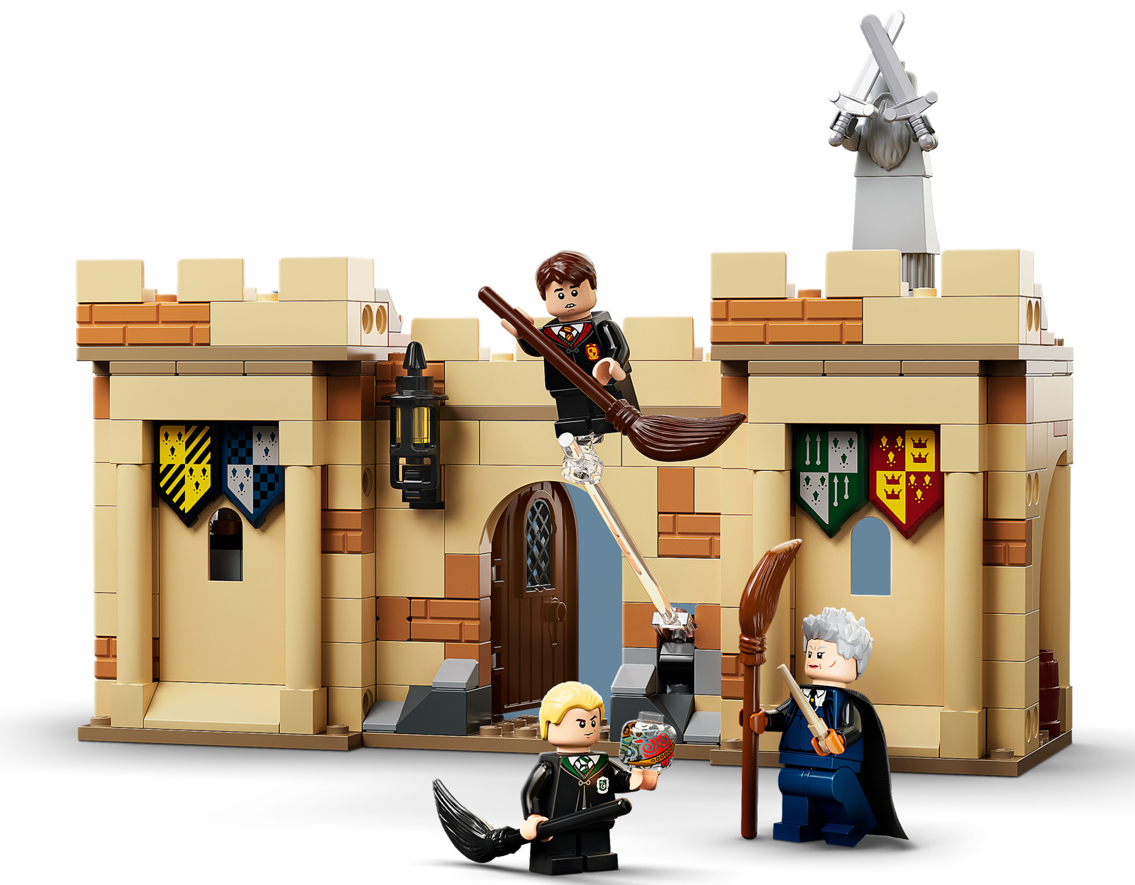 LEGO Harry Potter: Hogwarts - First Flying Lesson (76395) image
