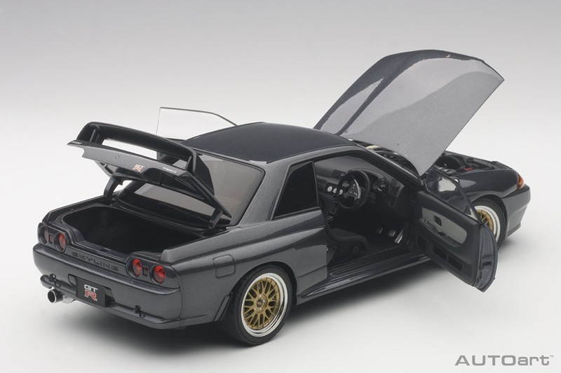 Autoart: 1/18 Nissan Skyline Gt-r (R32) - Diecast Model image