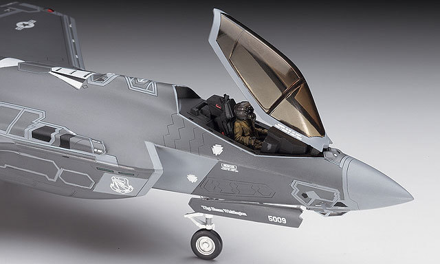 Hasegawa: 1/72 F-35A Lightning II - Model Kit image