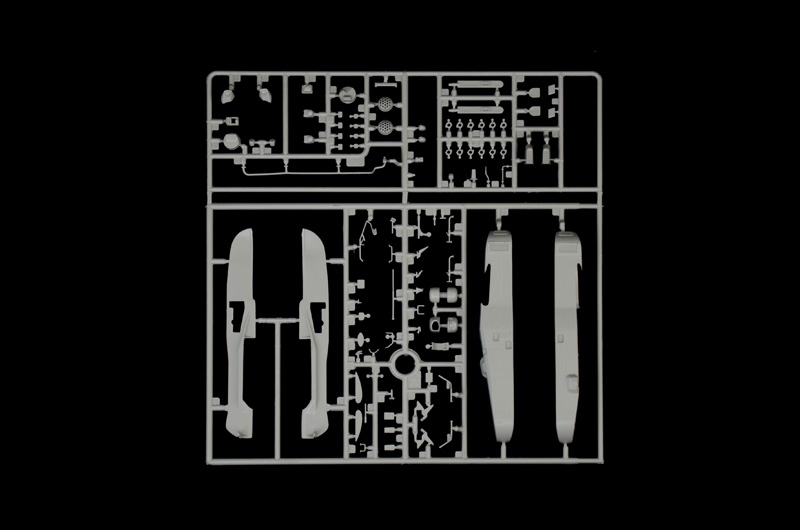 1:48 AH-64D Longbow Apache Model Kit image