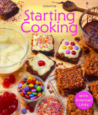 Starting Cooking on Paperback by Lesley Sims