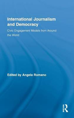 International Journalism and Democracy on Hardback