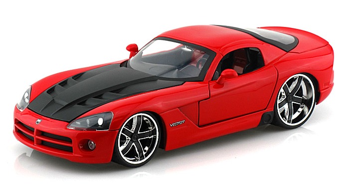 Jada: 1/24 Dodge Viper Srt-10 Diecast Model (Red)