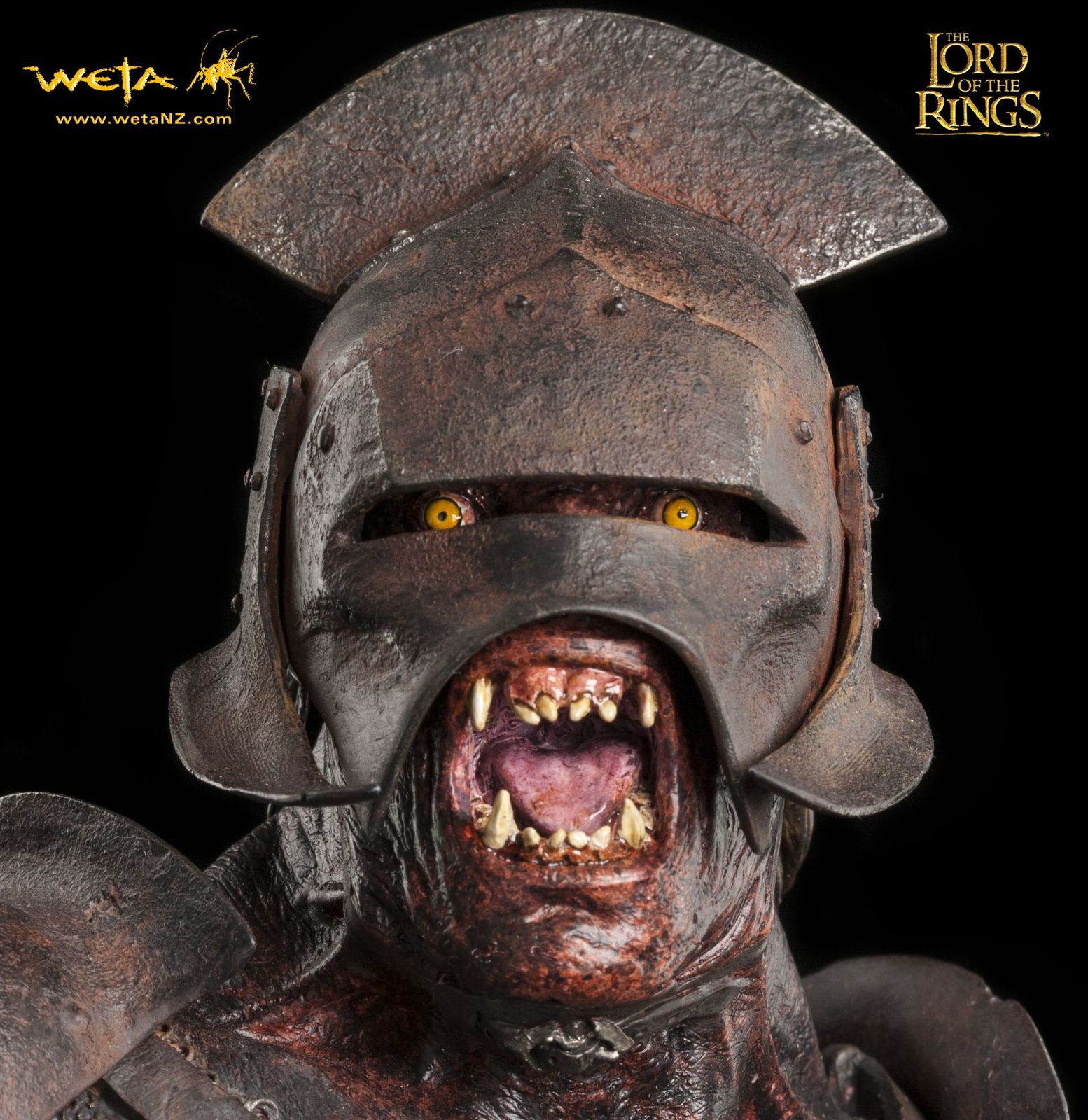 The Lord Of The Rings : Uruk-Hai Warrior 1/6th Scale Figure image