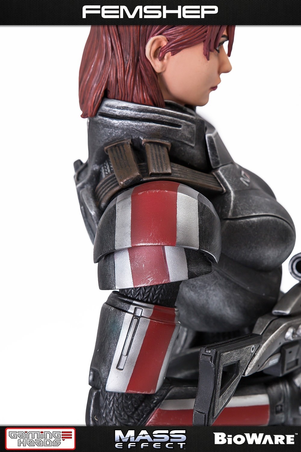 Mass Effect: Femshep - 20" Collectors Statue image