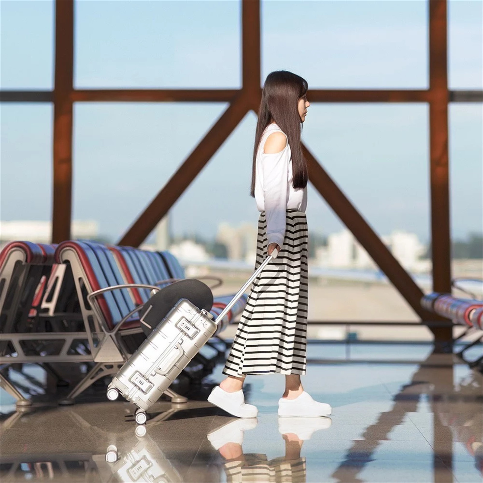 Xiaomi Metal CarryOn Luggage 20" (Silver) at Mighty Ape NZ