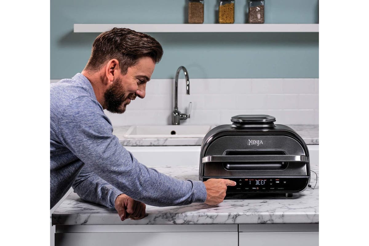 Buy Ninja Foodi Smart XL AG551 Grill & Air Fryer at Mighty Ape NZ