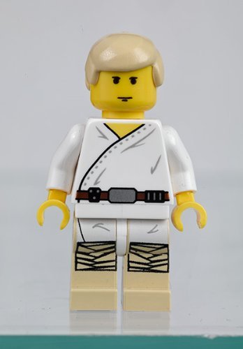 LEGO Star Wars: The Visual Dictionary (Updated and Expanded, incl Minifigure!) by Dorling Kindersley image