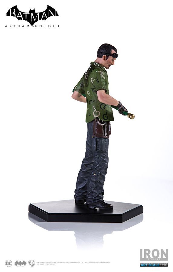 Batman: Arkham Knight: The Riddler - 1:10 Scale Statue image