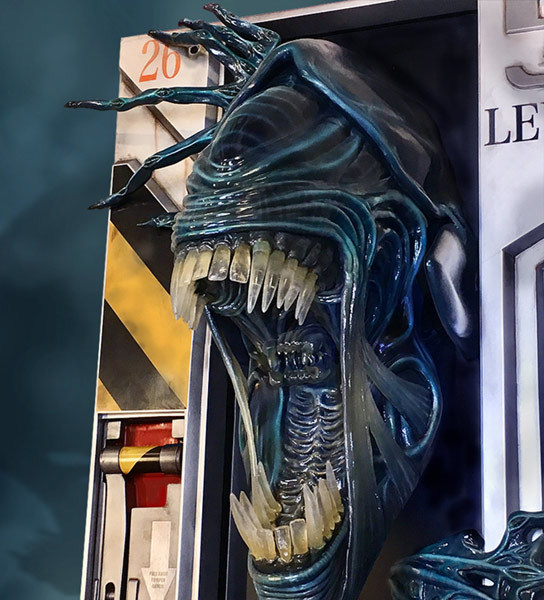 Xenomorph Queen LifeSize Wall Sculpture at Mighty Ape NZ