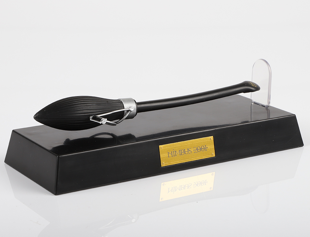 Harry Potter: Levitating Broomstick Pen image